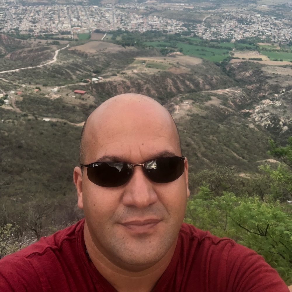 Meet your Posher, Juan j